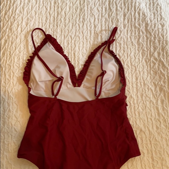 CUPSHE full piece - Picture 3 of 4